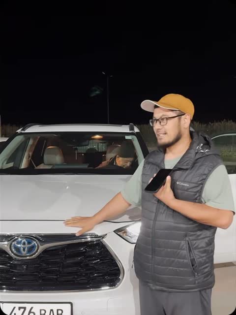 Toyota Highlander Hybrid 2023